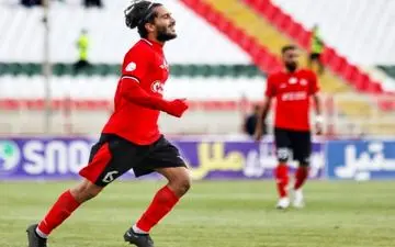 اسکوچیچ مانع جدایی هافبک تراکتور شد