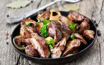  مصرف بیش از حد این ۸ ماده غذایی بینهایت خطرناک است