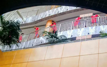 سرخپوشان در هتل محل اقامت تمرین کردند