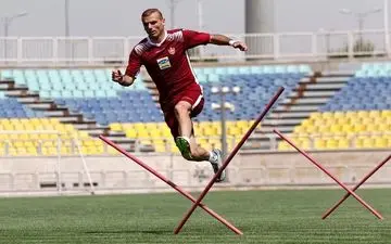 سید جلال دِین خودش را به پرسپولیس ادا کرده/جای سیدجلال بودم خداحافظی می‌کردم!