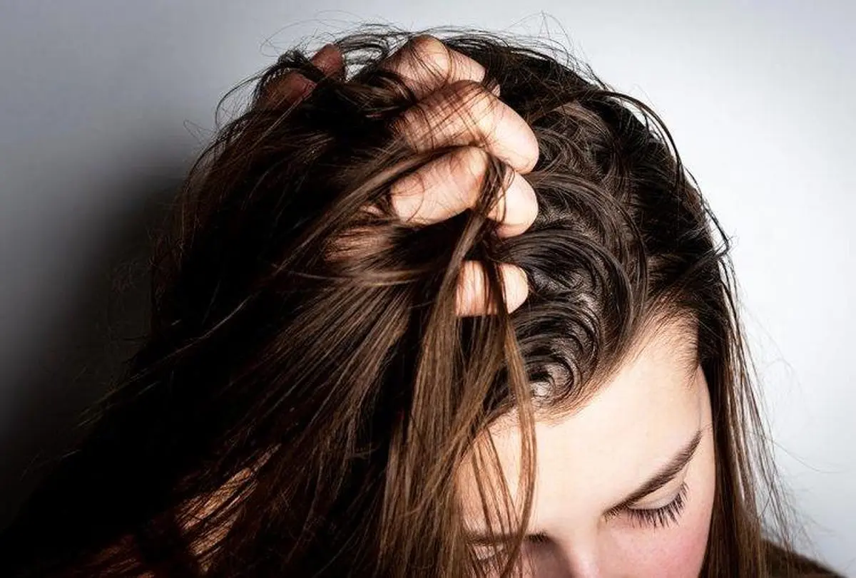 روش های خانگی برای کاهش چربی موی سر
