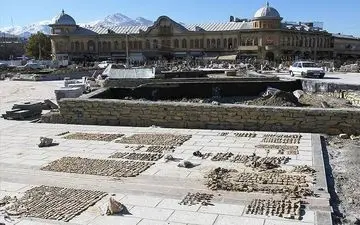 عکس/ کشف آثار باستانی با قدمت ۲۵۰۰ ساله