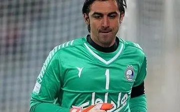 پیام ویژه آقای دروازه بان به ستاره استقلال قبل از دربی 86 + عکس