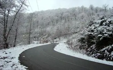 بارش عجیب برف در تالش