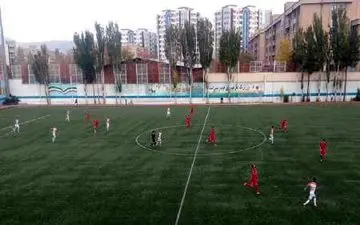 تیم فوتبال شهرداری تبریز و بادران تهران به تساوی رسیدند