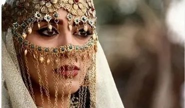گریم و پوشش طلا مونا فرجاد در فیلم ماهورا (عکس)