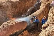 بازگشایی جاده بجنورد به سمت آشخانه بخاطر ترکیدگی لوله گاز