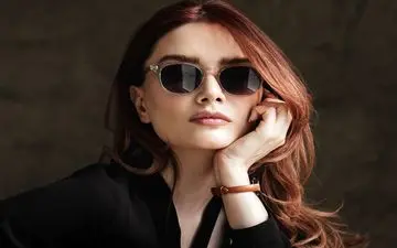 ۷ اکسسوری جذاب پاییز ۲۰۲۴ که استایل شما را جذابتر میکند
