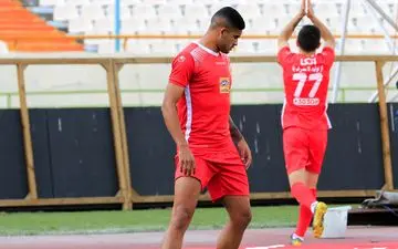 ۱+۱ خرید برای خط حمله کالدرون ؛ جدایی این بازیکن از پرسپولیس قطعی شد!