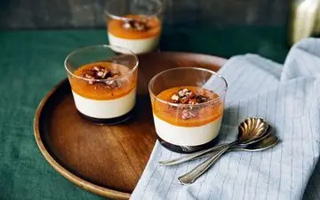 طرز تهیه محلبی کاراملی؛ دسر نرم و ابری با طعمی به یاد ماندنی!