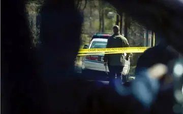 مرد سنگدل مادربزرگش را زنده زنده در فریزر گذاشت 