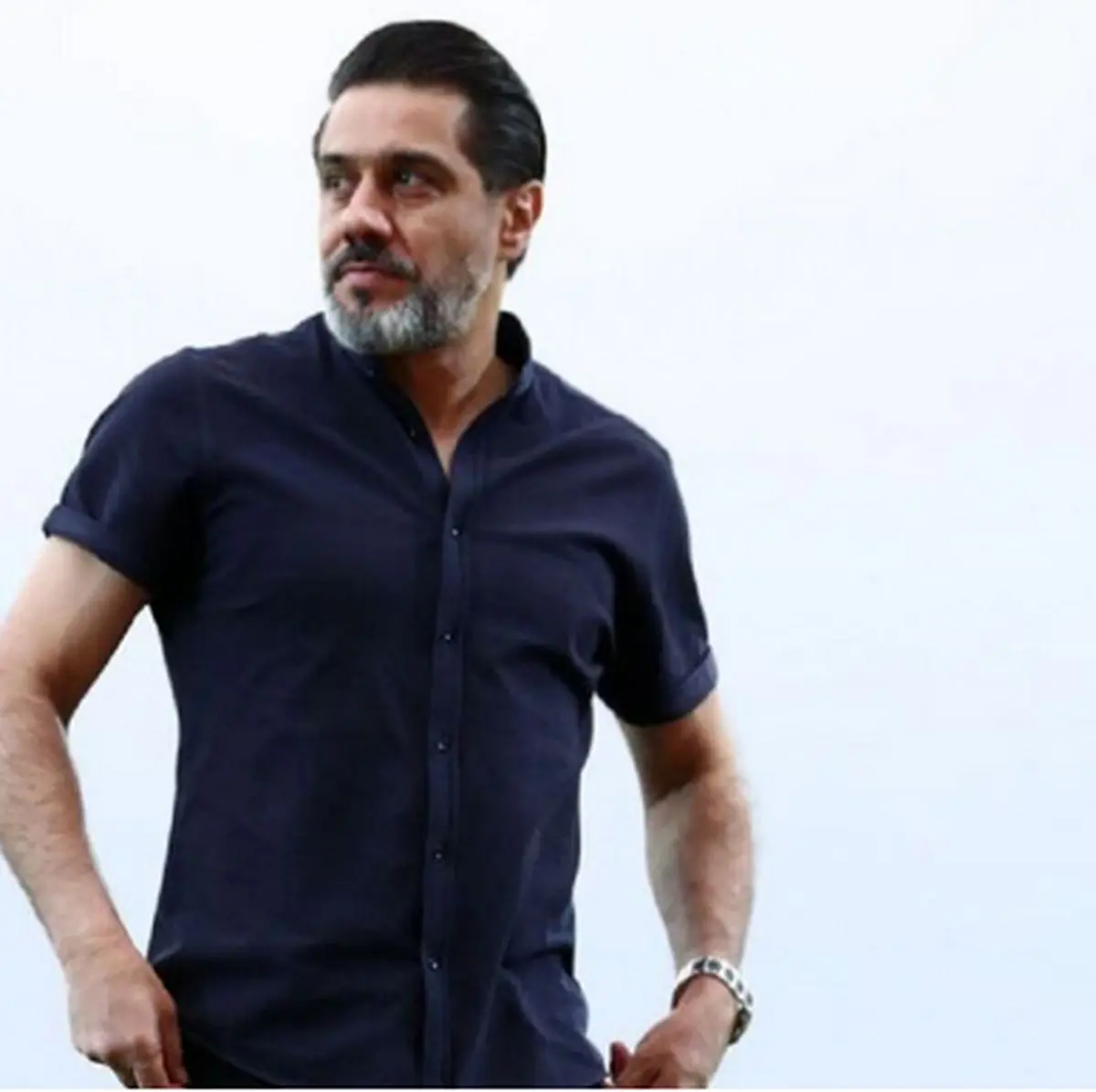 با شکایت افشین پیروانی، ستاره سابق استقلال به ۸ ماه زندان محکوم شد!