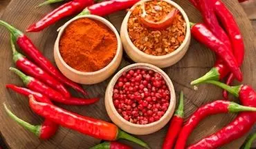 چگونه خوردن غذای تند بر سلامت دستگاه هاضمه تأثیر می‌گذارد؟