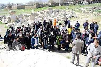 گزارش تصویری بازدید سفیران صلح جهانی نوروز ازآثار باستانی استان کرمانشاه