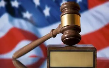 محکومیت دو آمریکایی به خاطر انتقال پول ایران به آمریکا