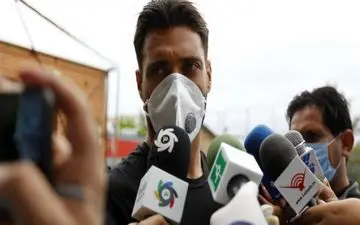 خلیل زاده: پیشنهادی ندارم و همه چیز دروغ است