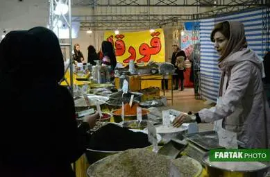گزارش تصویری / جشنواره اقوام، نمایشگاه سوغات و صنایع دستی در کرمانشاه