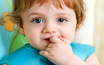 علل رواج ناخن جویدن در کودکان