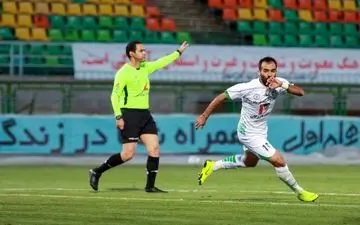 هافبک ذوب‌آهن در آستانه جدایی 