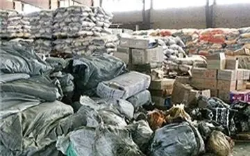 برخورد با قاچاق پوشاک به حاشیه رفته است