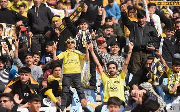 پوستر جدید سپاهان برای دیدار با گل‌گهر