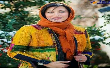 مانتوی زیبا و رنگارنگ خانم بازیگر مشهور + عکس