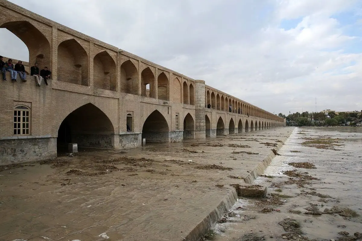 
زاینده‌رود زنده می‌شود + جزئیات
