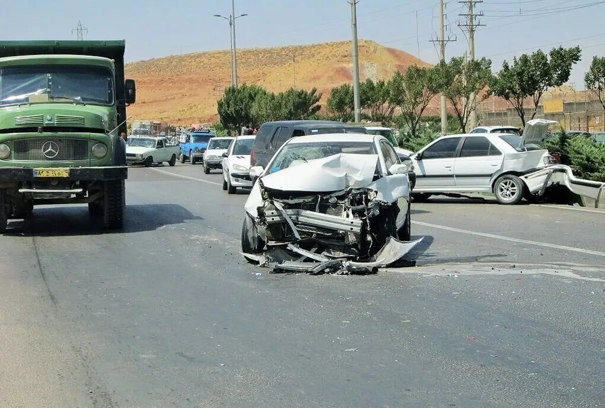 ۷ مصدوم در حادثه تصادف کامیون در نیشابور