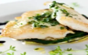 فیله ماهی سی باس و اسفناج رو یکبارم که شده امتحا کنید!