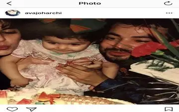 عکسی از حسن جوهرچی در جشن تولد یک سالگی دخترش