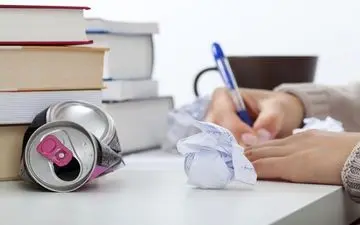 آثار منفی کافئین برای نوجوانان