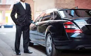 سرقت خواستگار قلابی از دختران دم بخت با بازی در نقش خلبان و ناخدا
