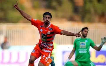 دشتی با استقلال به توافق رسید