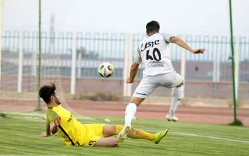 دیدار دو تیم نود اورمیه و خوشه‌طلایی ساوه امشب برگزار می‌شود