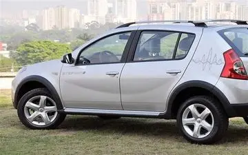 قیمت ساندرو در بازار امروز / ساندرو به ۸۶۰ میلیون رسید
