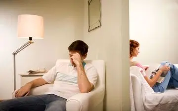 بی توجهی مردان به همسرشان / چرا مردان زنان خود را نادیده می گیرند؟