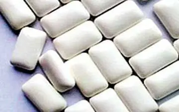 آشنایی با فواید جویدن آدامس