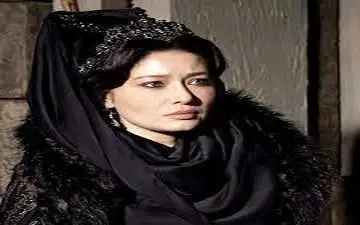 خوشگذرانی بازیگر معروف ترکیه با سری بی‌ حجا‌ب در ایران