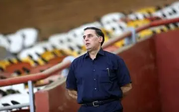 آذری: به پاتوسی پول مُفت نمی‌دهیم
