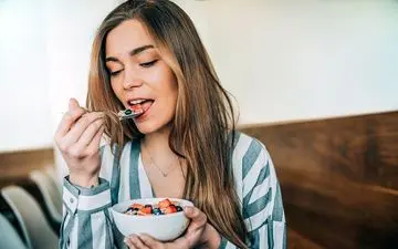 این مواد غذایی با پیری سالم‌تر زنان مرتبط است