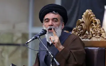 آیت‌الله سید احمد حسینی خراسانی:
ملت ایران در ۹ دی ۸۸ خط بطلانی بر فتنه کشید