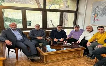  برگزاری نشست هیئت مدیره باشگاه پرسپولیس با حضور پیروانی 