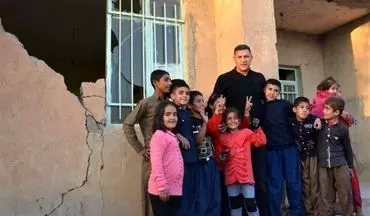 وعده "علی ‌دایی" برای ساخت ۷۱ منزل تخریب شده در روستای "مله‌رولان" سرپل‌ذهاب