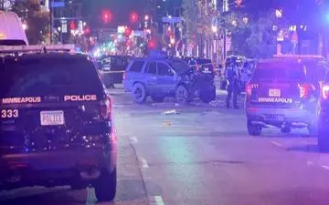 حمله به معترضان آمریکایی با خودرو در مینیاپولیس؛ یک نفر کشته شد