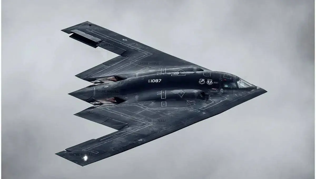 نگاهی شگفتانگیز به خط تولید فوقمحرمانه بمبافکن رادارگریز B-2 (+تصاویر)
