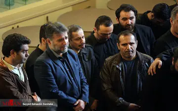 جواد رضویان و حسین رفیعی در مراسم تشییع عارف لرستانی (+عکس)