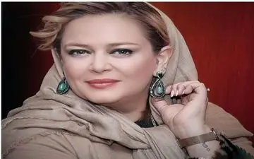 وقتی بهاره رهنما مدل نمایش زیورآلات می شود