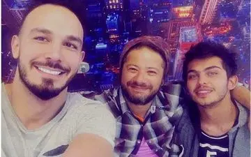 سلفی ارسلان قاسمی و علی صادقی از ساختمانهای بلند (عکس)