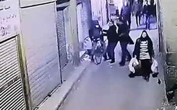 لحظه دستگیری و انفجار عامل انتحاری + فیلم