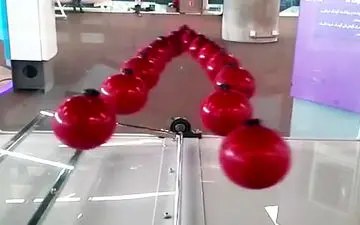 عجیب‌ترین بازی علمی با گوی + فیلم 